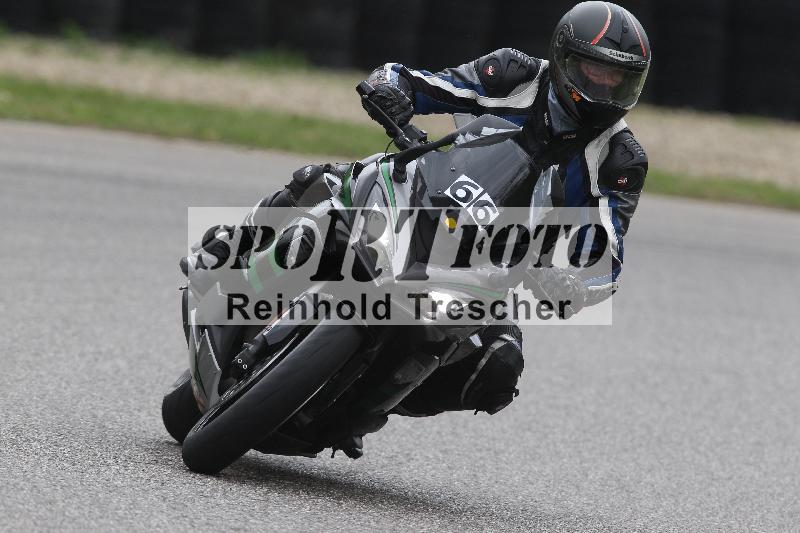 /Archiv-2025/10 23.04.2025 Cornu Master School ADR/rot-rouge/21